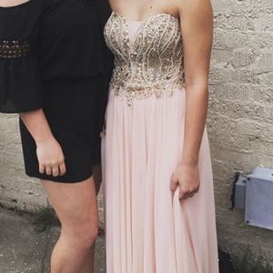 Simple pink prom dress!